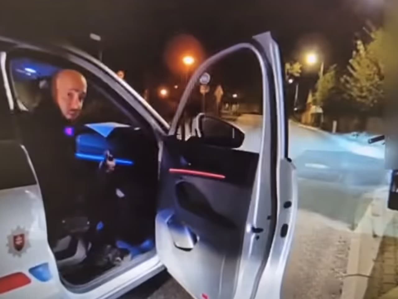 Polícia zastavila kolobežkára s neznámou látkou v Stupave.