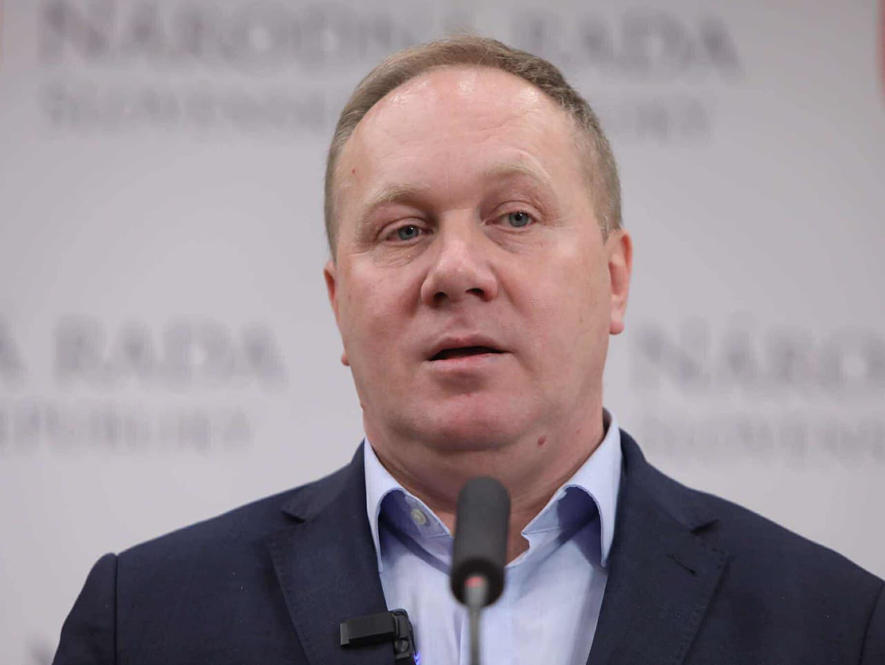 Vašečka bude pôsobiť ako nezaradený poslanec.