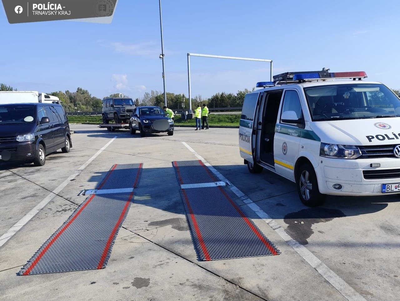 Akcia je zameraná na cestnú technickú kontrolu či na meranie emisií znečisťujúcich látok spaľovacích motorov