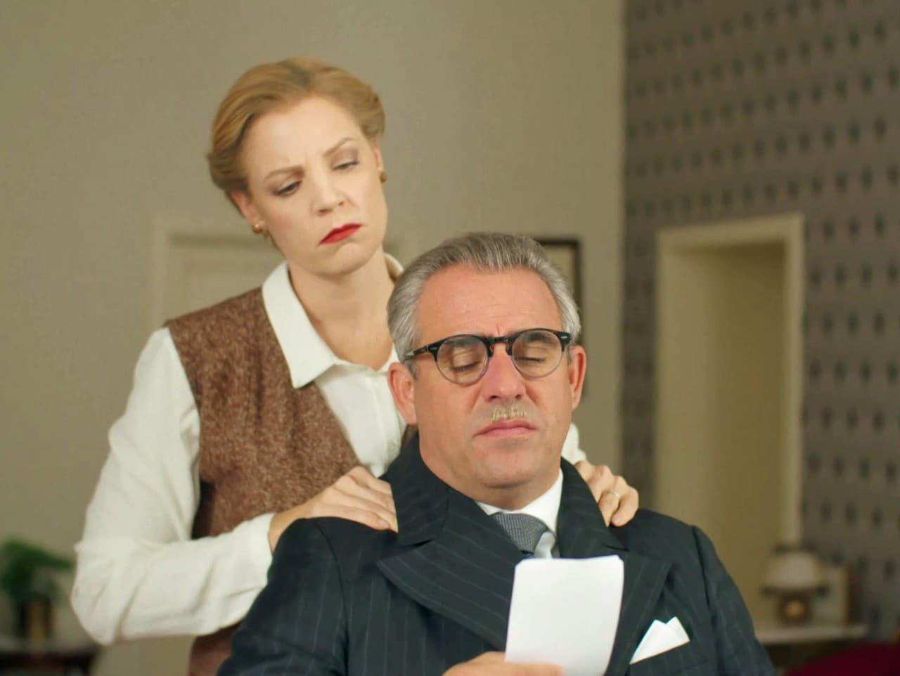 Filip Tůma a Barbora Chlebcová v seriál Dunaj, k vašim službám