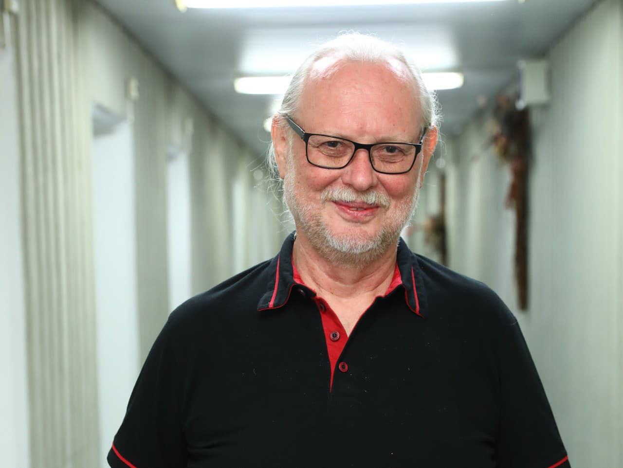 Vašo Patejdl (†68)