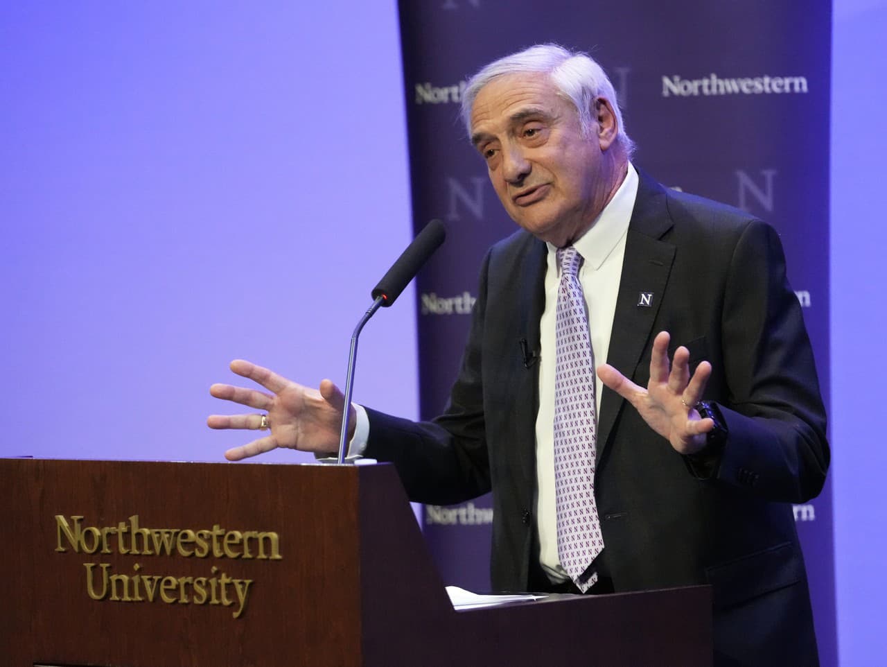 Joel Mokyr varuje pred svetovými hrozbami.