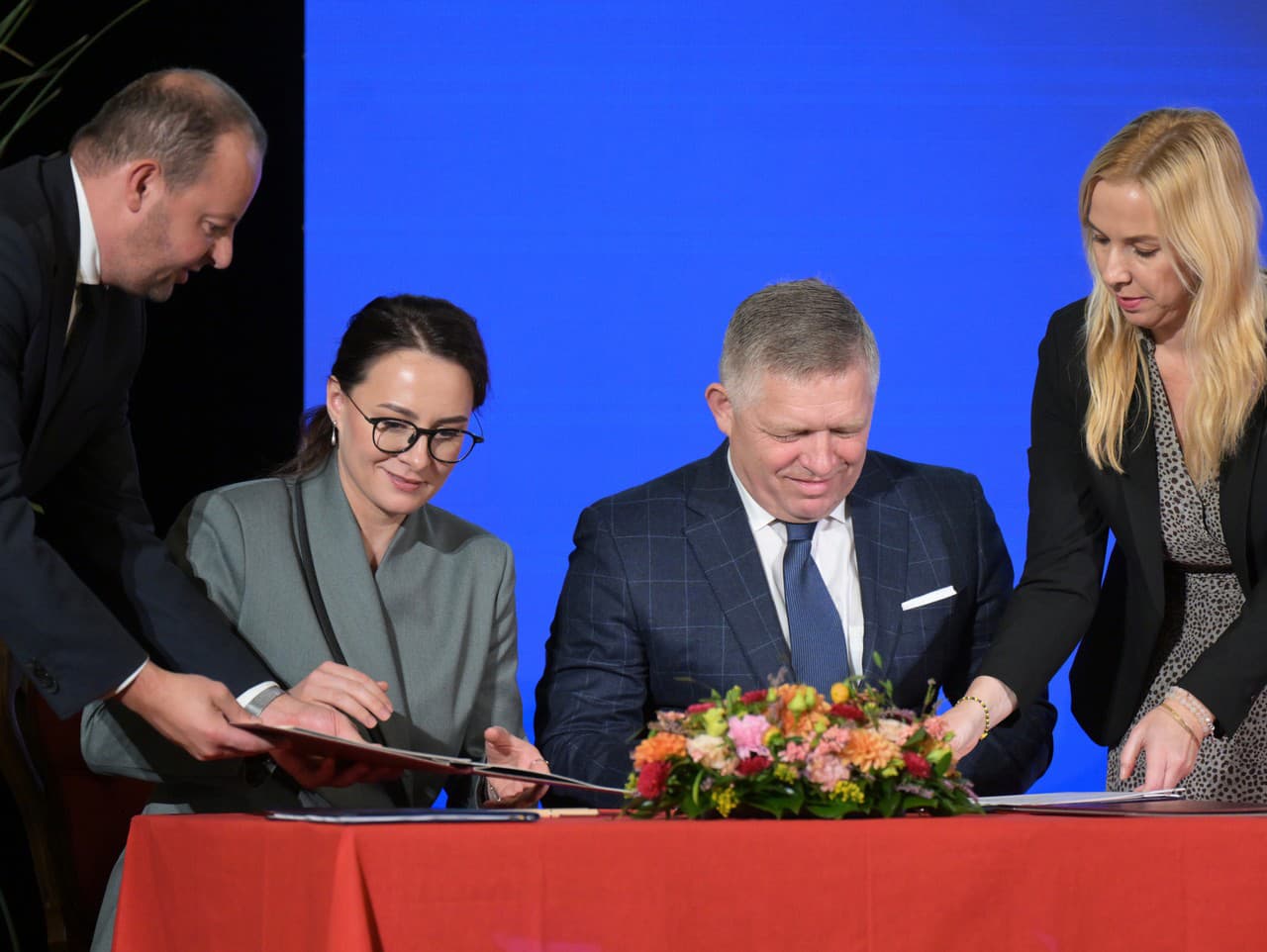 Vláda SR podpísala s ukrajinským kabinetom viacero medzivládnych dohôd.