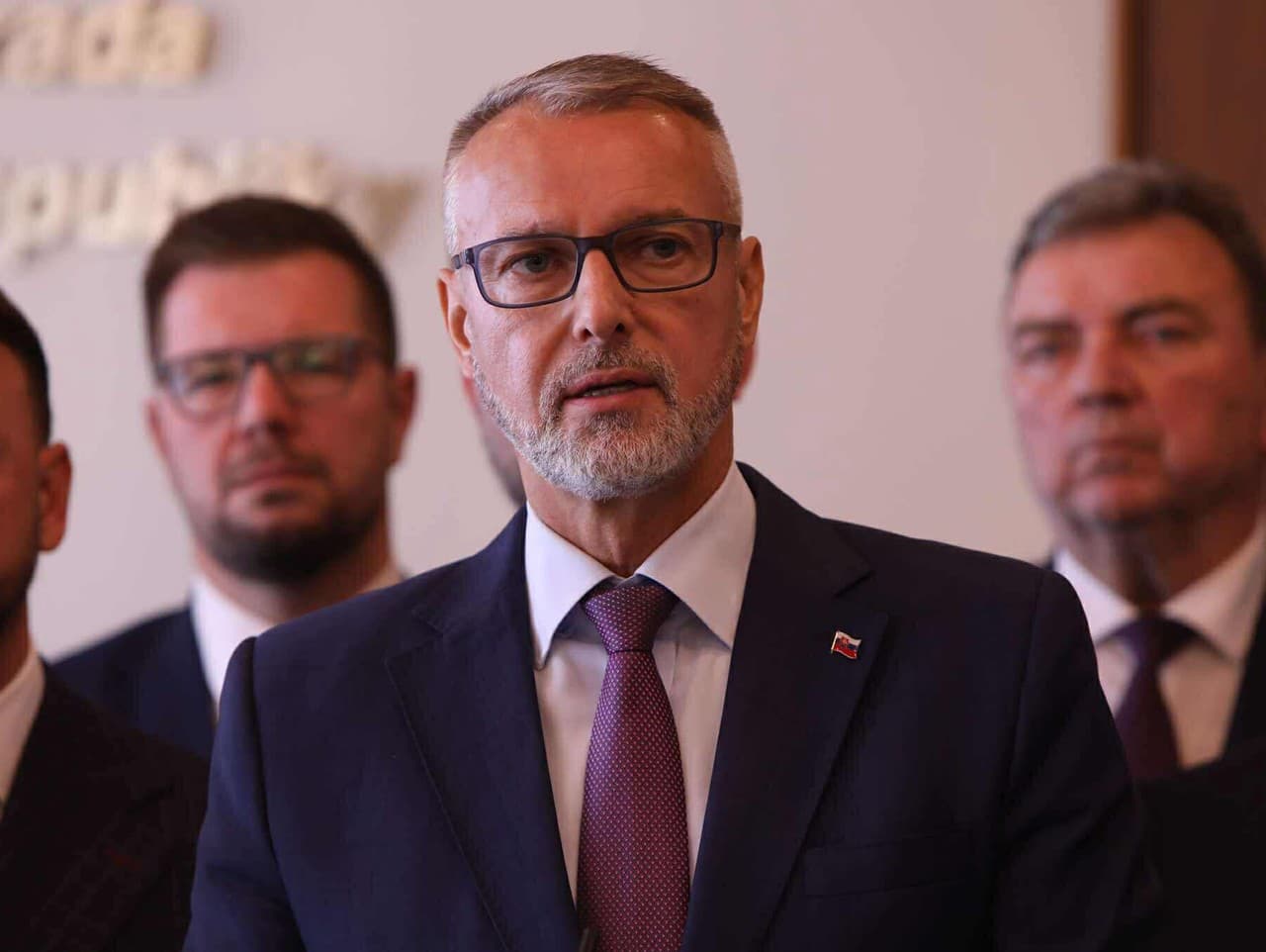 Raši rozhodol, ako to bude s komunálnymi voľbami.