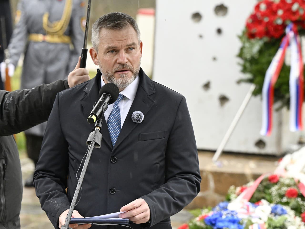 Prezident SR Peter Pellegrini počas pietnej spomienky Konfederácie politických väzňov Slovenska pri príležitosti Dňa boja za slobodu a demokraciu na obete komunistického režimu pri Bráne slobody na Devíne