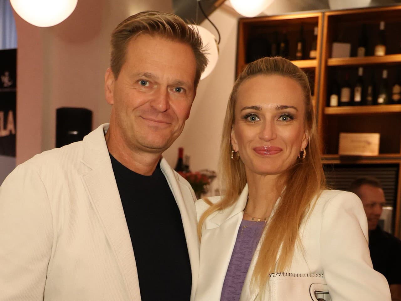 Martin Nikodým s partnerkou