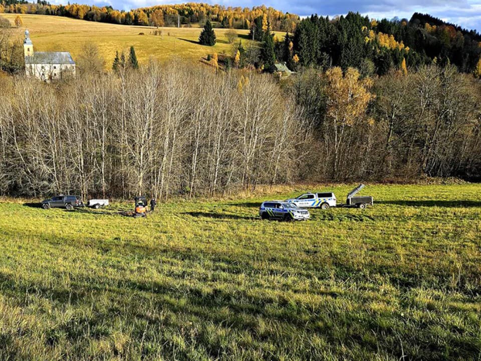 Rodinný výlet odhalil 138 granátov!