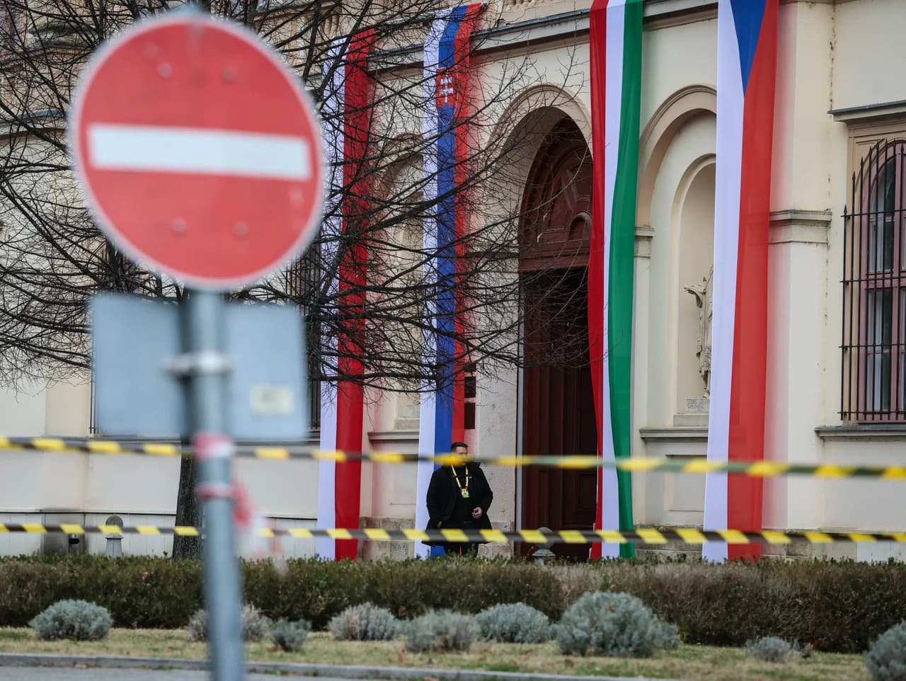Prezidenti krajín Vyšehradskej štvorky sa zišli v maďarskom Ostrihome.