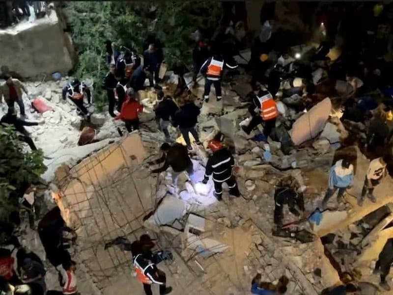 V Maroku sa zrútili dve obytné budovy.