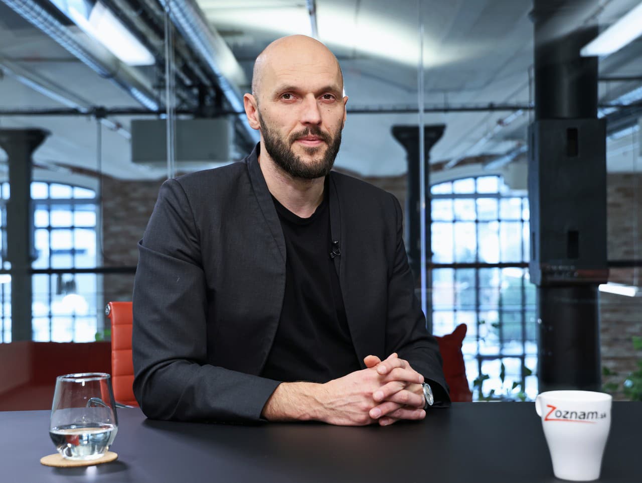 Truban poriadne skritizoval otázny nákup pozemkov vo Voderadoch.