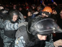 Nočné protesty na Ukrajine 