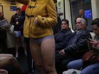 Vo svetových metropolách sa dnes metrom cestovalo bez nohavíc
