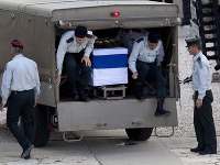 Izraelského expremiéra Šarona pochovali na rodinnej farme