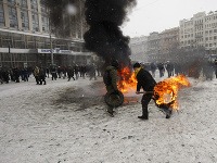 Protesty na Ukrajine sa menia na tvrdý boj