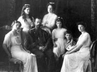 Posledný ruský cár Mikuláš II. s rodinou