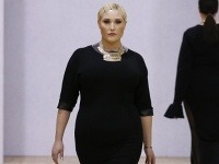 Hayley Hasselhoff sa zhostila úlohy modelky z kategórie Plus Size, teda väčšej veľkosti.
