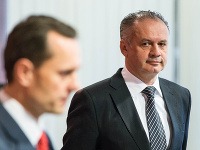 Neúspešný kandidát na prezidenta SR Radoslav Procházka a kandidát na prezidenta SR Andrej Kiska Neúspešný kandidát na prezidenta SR Radoslav Procházka a kandidát na prezidenta SR Andrej Kiska