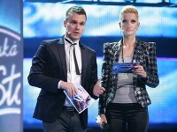 Leoš Mareš a Adela Vinczeová spolu moderovali SuperStar v roku 2009.