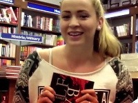 Dominika Mirgová obľubuje knihu Half Bad - Polozlý.