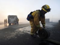 Kalifornia bojuje s lesnými požiarmi