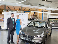 Česká topmodelka Karolína Kurková novou celosvetovou veľvyslankyňou BMW radu 2 Active Tourer.
