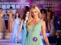 Martina Štetiarová strávila uplynulé týždne v Číne na súťaži krásy. 