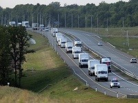 Ruský konvoj s humanitárnou pomocou dorazil na hranice