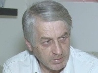 Josef Rychtář si po samovražde Ivety Bartošovej nasťahoval do vily aj kamarátov. 