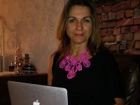 Andrea Coddington bola online. Andrea Coddington bola online.