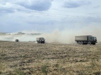 Ruské kamióny na Ukrajine