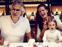 Andrea Bocelli oslavoval 56. narodeniny v spoločnosti manželky Veronicy a krásnej dcérky Virginie.