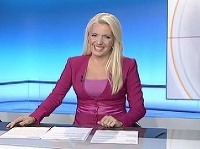 Aneta Parišková v Novinách o 17:00 neudržala smiech. Aneta Parišková v Novinách o 17:00 neudržala smiech.