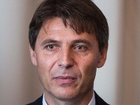 Ivo Nesrovnal Ivo Nesrovnal
