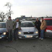 Z Bratislavy do Trnavy vyrazili súčasne tri posádky redaktorov.