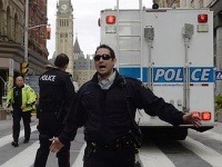 Polícia uzavrela centrum Ottawy