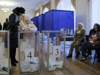 Voľby na Ukrajine sú už v plnom prúde