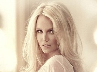 Britney Spears vyretušovaná na nepoznanie