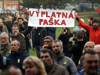 Demonštrácia proti Paškovi