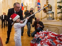 Prezident Andrej Kiska prijal deti z viacerých detských domovov.