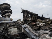 Tragický incident si vyžiadal životy všetkých 298 ľudí na palube lietadla Tragický incident si vyžiadal životy všetkých 298 ľudí na palube lietadla