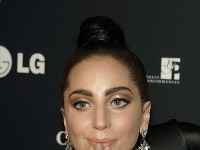Lady Gaga miluje výstredné líčenie. 