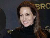 Angelina Jolie na premiére filmu Nezlomný