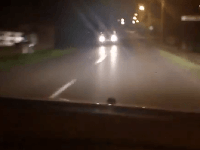 Cez obec sa rútil 140-tkou Cez obec sa rútil 140-tkou