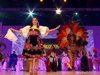 Laura Longauerová sa dostala medzi osmičku súťažiacich, ktoré pred celým svetom predviedli tanec typický pre ich krajinu. 