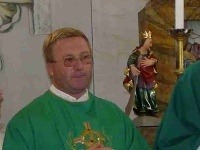 Kňaz Pavol Kobida (48) Kňaz Pavol Kobida (48)