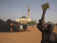 V Nigeri protestujú proti karikatúre proroka vo francúzskom týždenníku