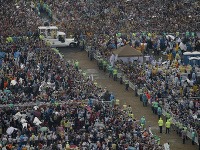 Pápež zakončil návštevu Ázie omšou v Manile, na ktorej sa zúčastnilo 7 miliónov ľudí.