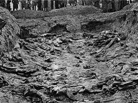 Masový hrob z katyňskej masakry