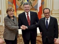Angela Merkelová a Francois Hollande rokovali s Petrom Porošenko