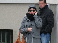 Michaela Čobejová sa prechádzala po uliciach Bratislavy zahalená od hlavy až po päty. 